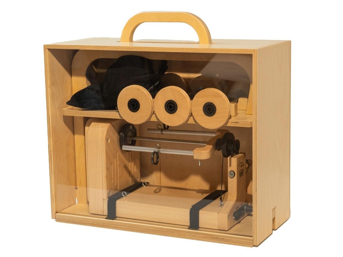 Louet Jenn-E E-Spinner (SP0104C) mit Holzkoffer
