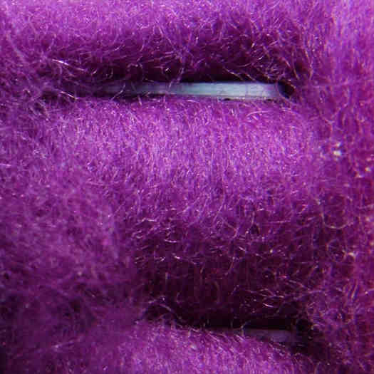 Merinowolle (bunt) - hell violett extra fein im Vlies