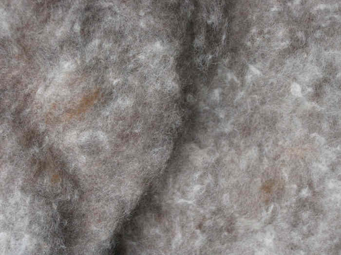 Merinowolle - graubraun meliert - dunkel extra fein im Vlies