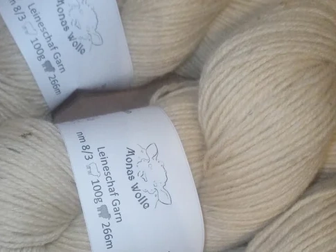 "Monas Wolle" Leineschaf Garn aus der Region - fein 266m 100% Wolle - naturweiß 100g