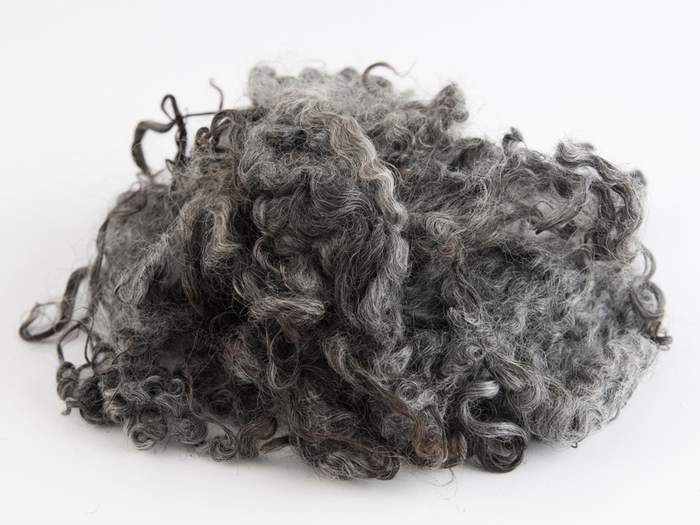 Skandinavische Locken - grau mittelfein