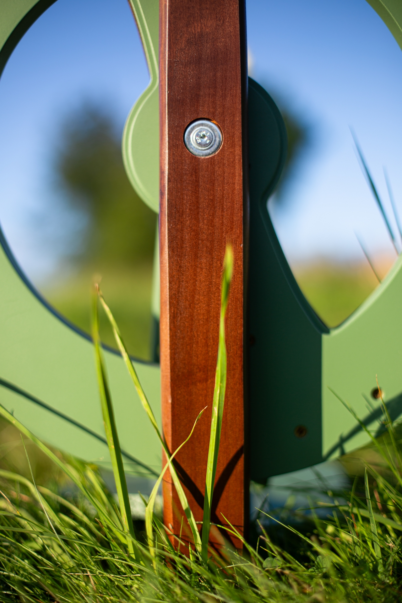 Kromski Fantasia Meadow Green Doppeltritt, lackiert, 1-fädig CAT 1.015