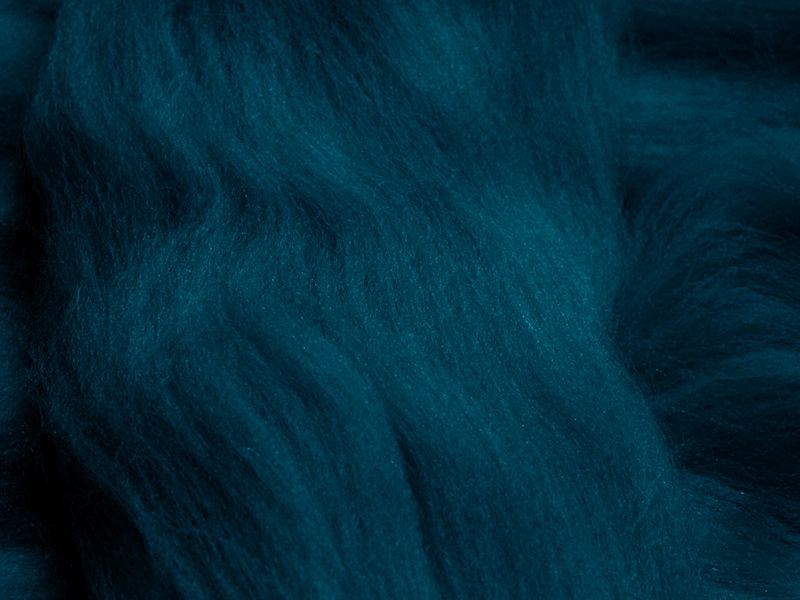 Merinowolle - tiefseeblaupetrol superfein 16 mic im Band