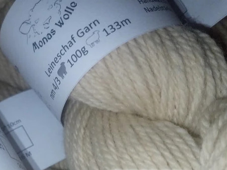 "Monas Wolle" Leineschaf Garn aus der Region - mittel 133m 100% Wolle - naturweiß 100g
