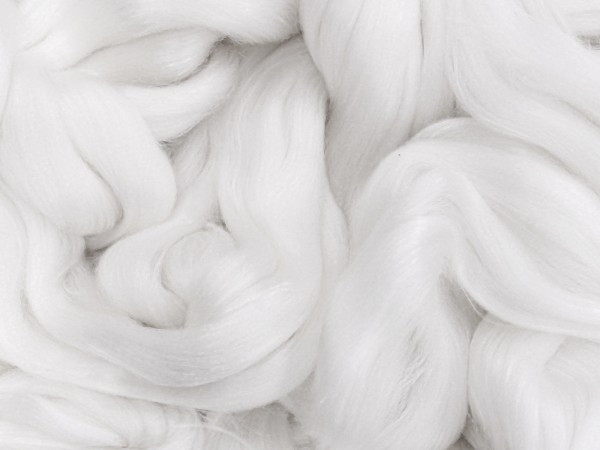 Sonderposten 46,22 €/kg edelweiß extrafein 500g Tencel/Merino im Band 16mic 2. Wahl -30% TM01