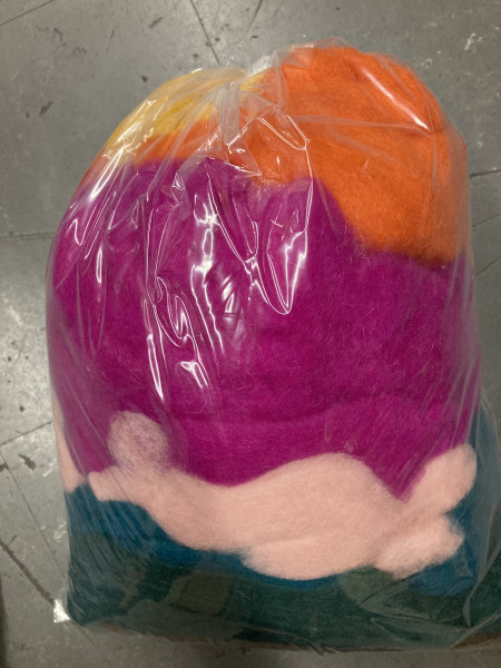 Sonderposten 30,98€/kg ca. 500g Bergschafwolle iim Vies Reste bunt - 20% BSWB11