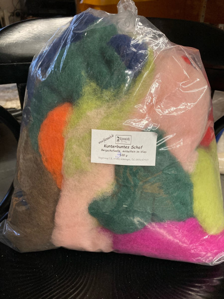 Sonderposten 30,98€/kg ca. 300g Bergschafwolle im Vlies Reste bunt -20 % BGWV01