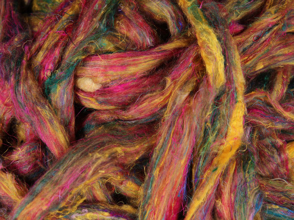 Sari Seide, buntgefärbt - papageno 2, extra fein im Band