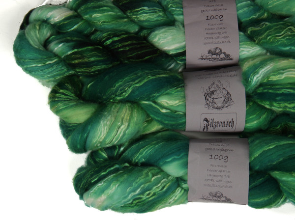 Merinowolle 16mic/Seide 66%/34% (handgefärbt) - geckogrüntürkis traum 0010 Kammzug